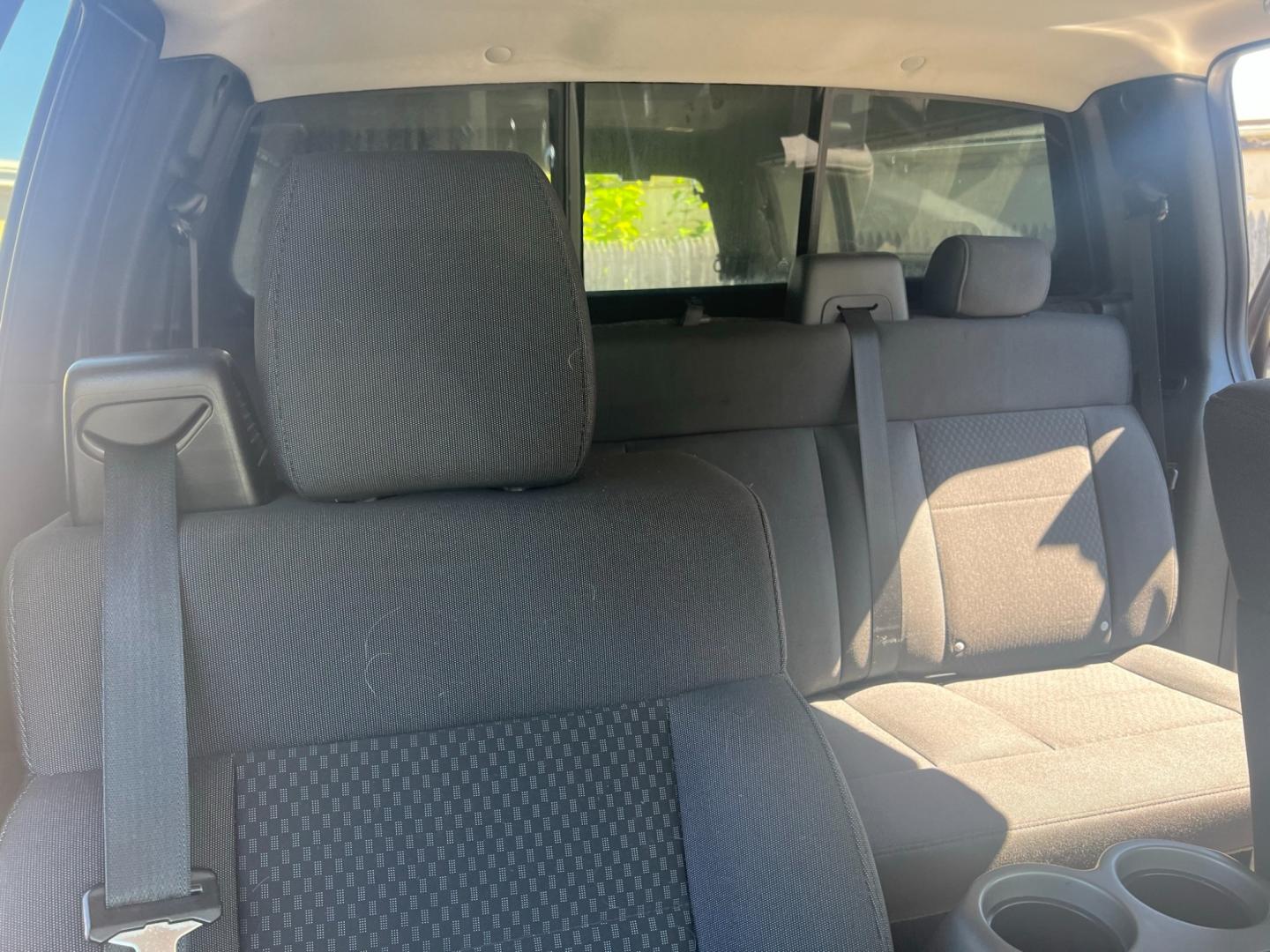 2007 GRAY /gray Ford F-150 (1FTPX14V77F) , located at 1018 Brunswick Ave, Trenton, NJ, 08638, (609) 989-0900, 40.240086, -74.748085 - Photo#14